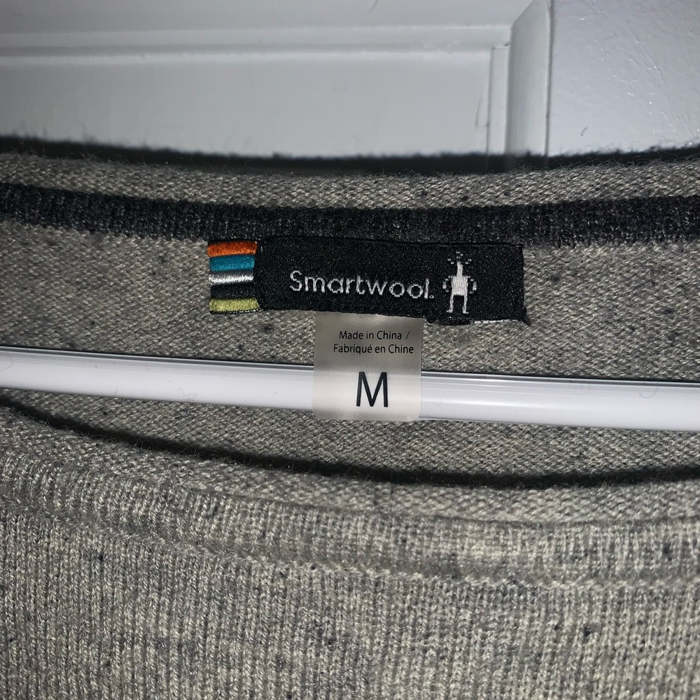 SOLD Gray black smartwool sweater pullover cold warm winter snow medium m women - Picture 3 of 6